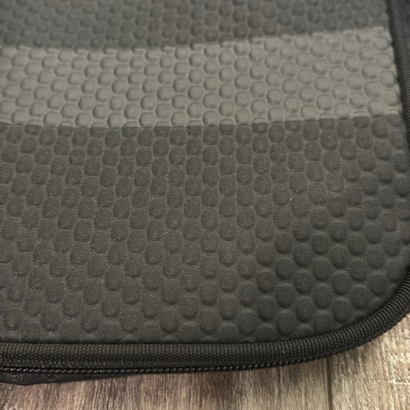 Adidas Black & Gray Stripe Packing Cubes - Picture 8 of 8